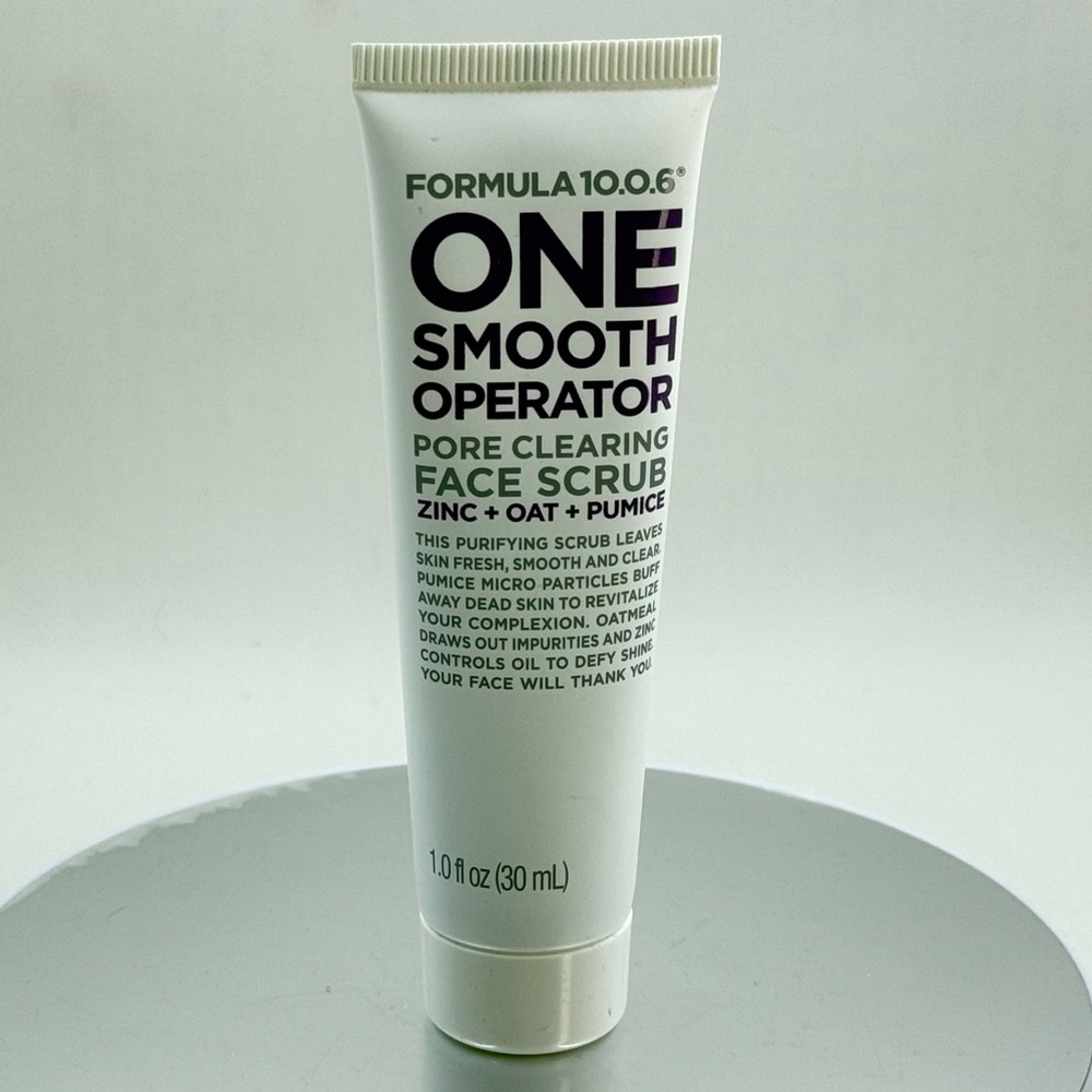 Formula 10.0.6 One Smooth Operator Pore Clearing Face Scrub - Sealed 1fl oz